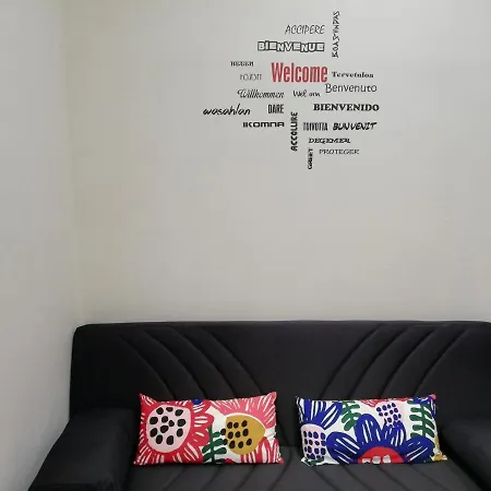 Casetta Soriano - Piazza Dante * Neapel